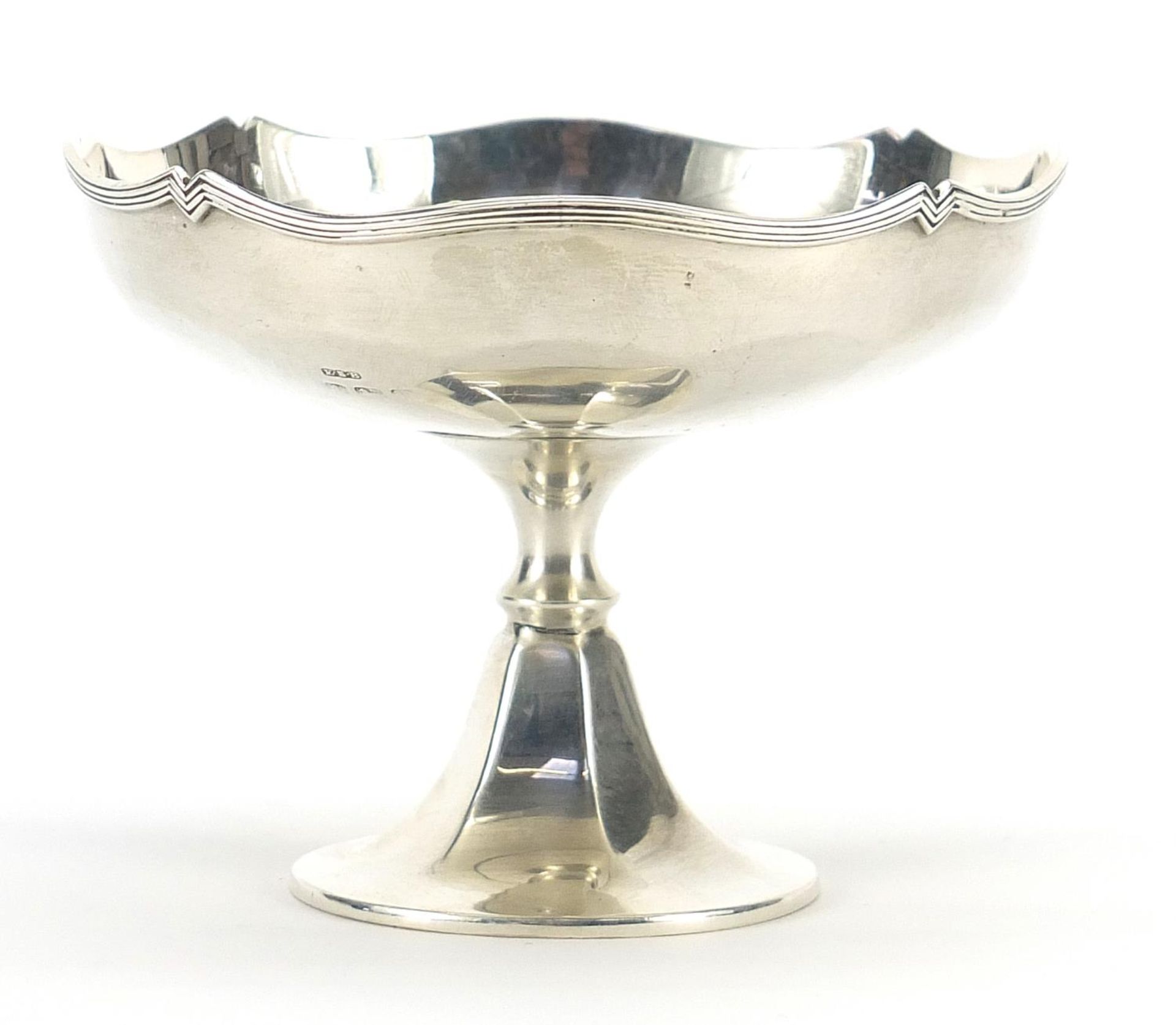 Edward Souter Barnsley & Co, silver pedestal dish, indistinct date letter, 8cm high x 10.5cm in