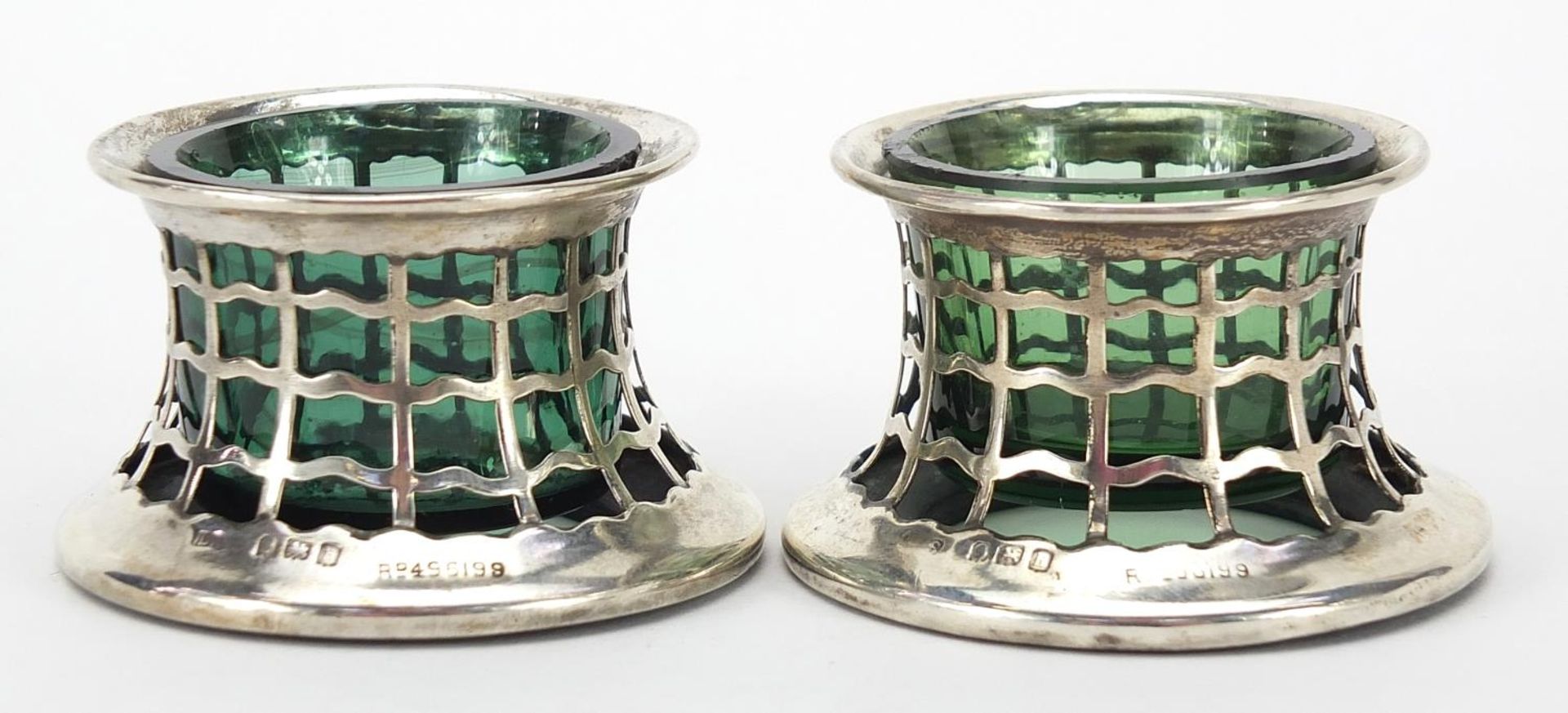 Pair of Edwardian pierced silver open salts with green glass liners, indistinct maker's mark - Image 2 of 4
