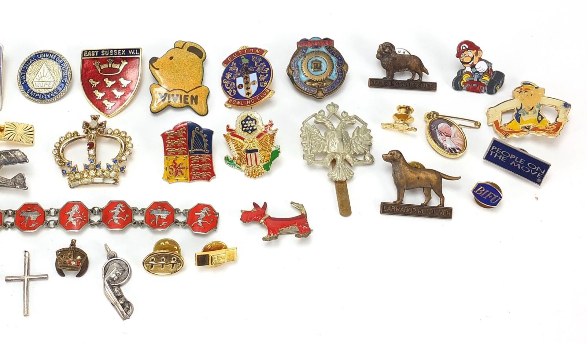 Vintage and later badges, some enamelled and a Siam silver and enamel bracelet - Image 3 of 4