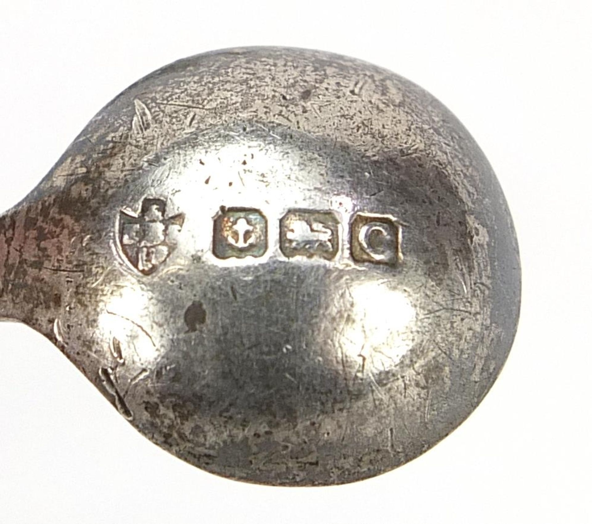 Objects to include an Edwardian tape measure with Queen Alexandra, silver mustard spoon, metal boot, - Bild 5 aus 7