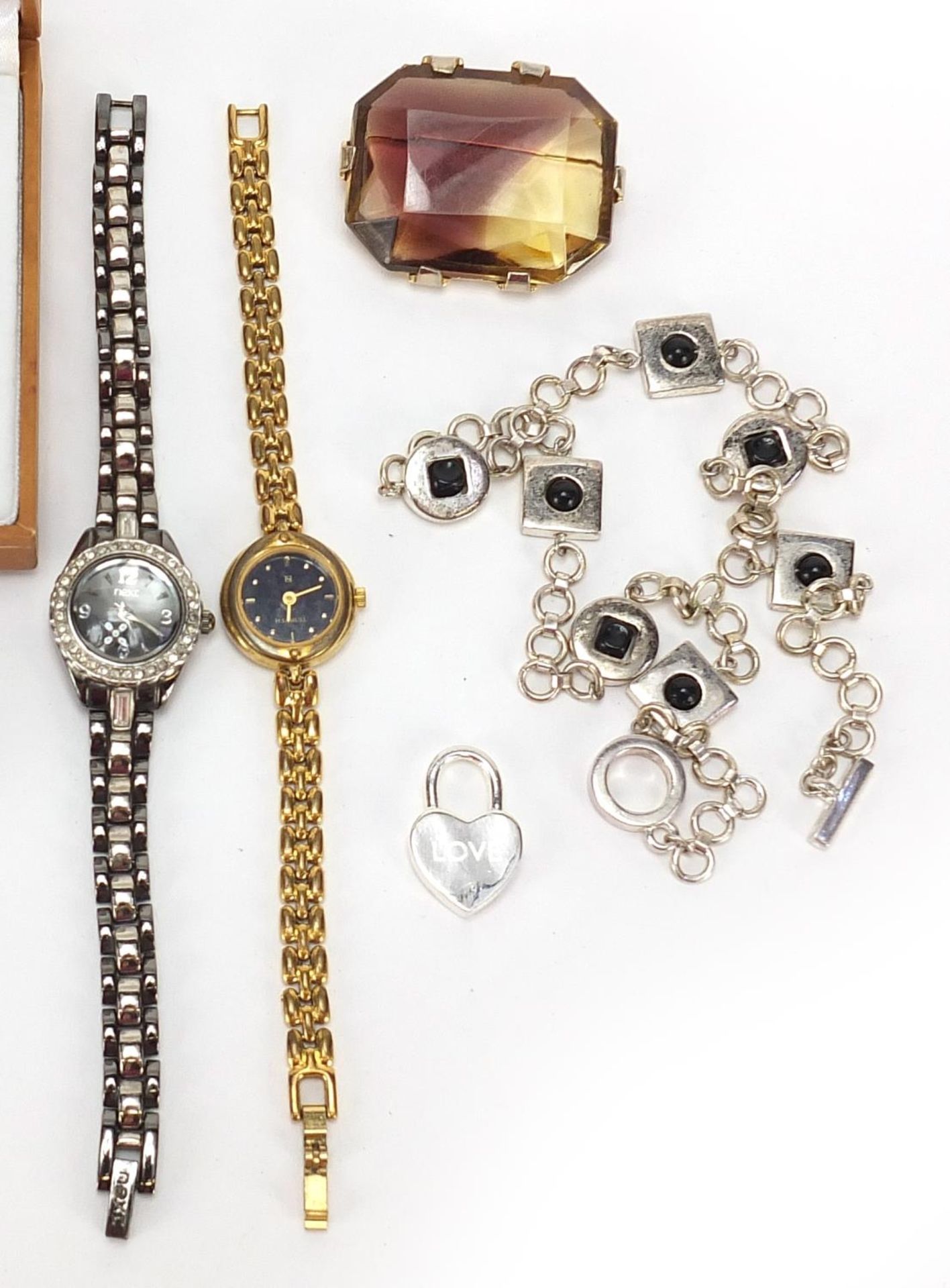 Vintage and later jewellery including silver rings, silver and amber pendant, vintage wristwatches - Image 3 of 4