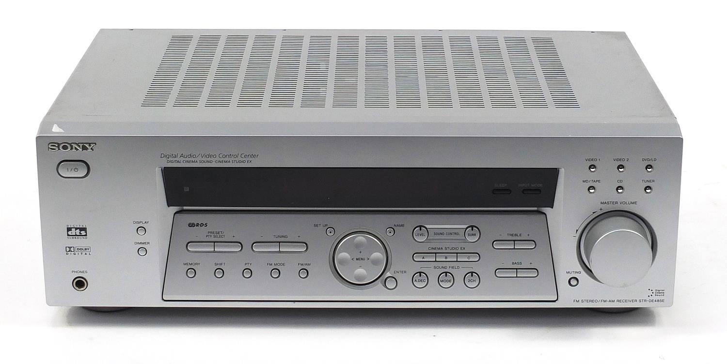 Sony DVD home theatre system model DAV-SB100, 14.5cm H x 43cm W x 28cm D - Image 2 of 4