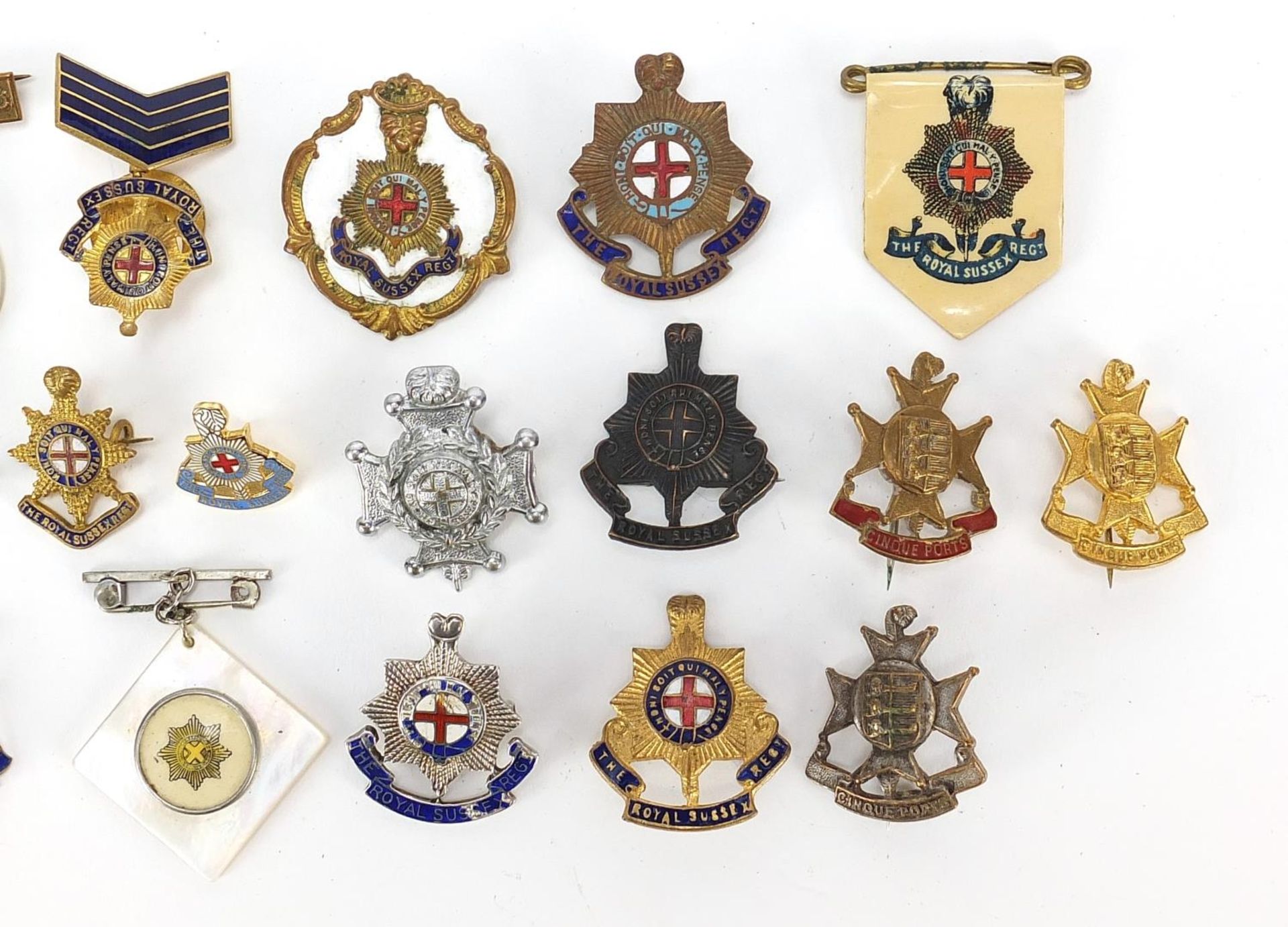 Twenty British military badges including Royal Sussex and Cinq Ports brooches including enamel and - Image 6 of 7