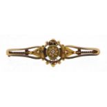 Victorian 15ct gold diamond bar brooch, 4.5cm wide, 2.9g