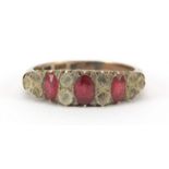 9ct gold red and clear stone ring, size M, 2.2g