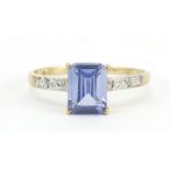 9ct gold blue stone ring, size O, 1.5g