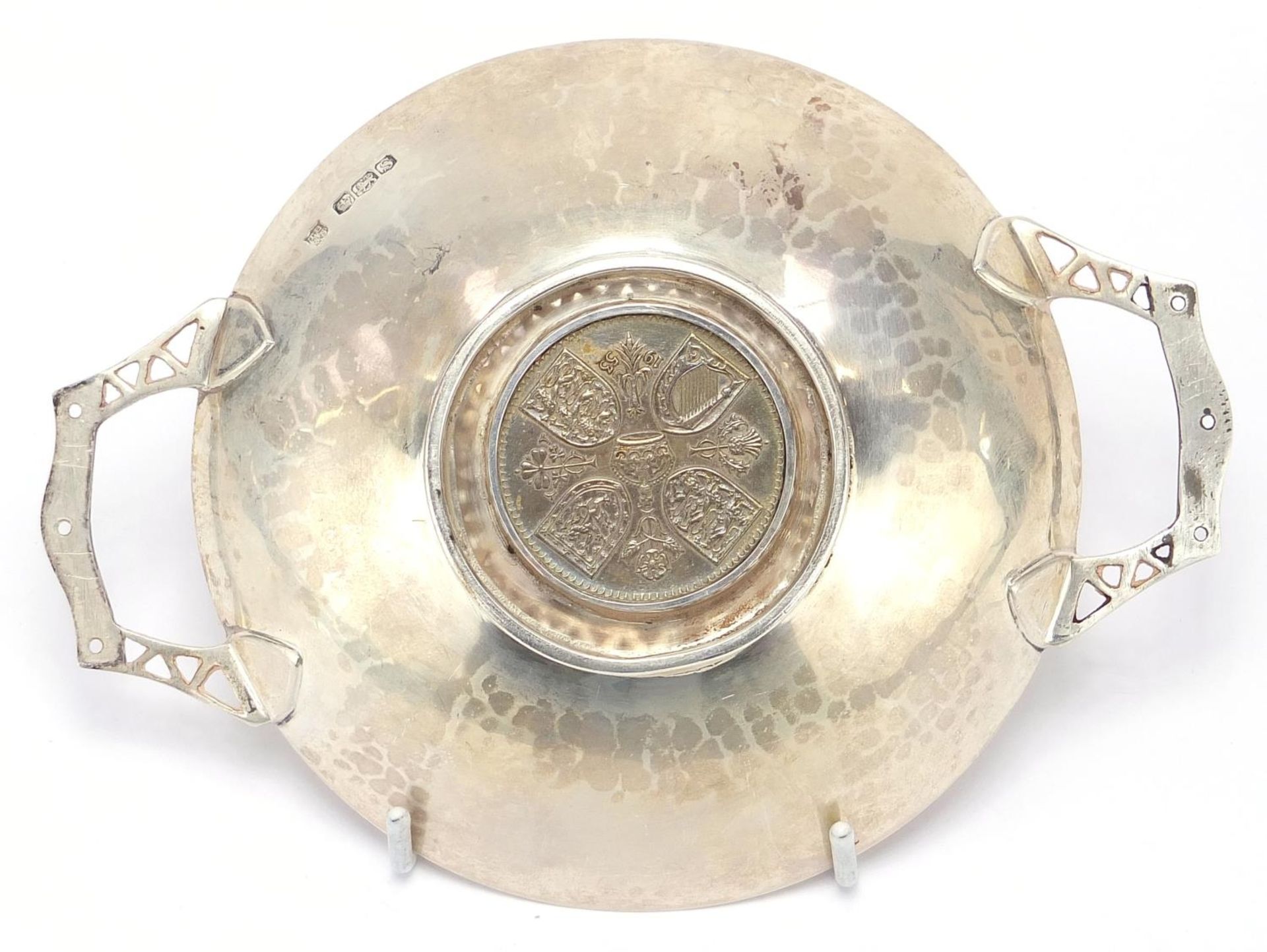 Thomas Bradbury & Sons Ltd, Arts & Crafts circular silver shallow dish with twin handles set with - Image 3 of 4