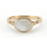 9ct gold cabochon moonstone ring, size R, 3.6g