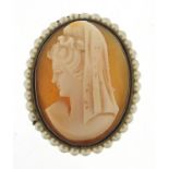 Cameo maiden head brooch with gilt metal mount, 3cm high, 6.2g