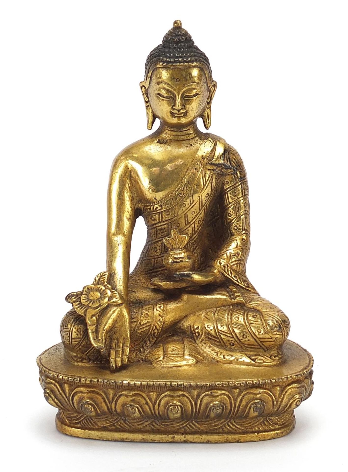 Chino Tibetan gilt bronze figure of seated buddha, 13cm high