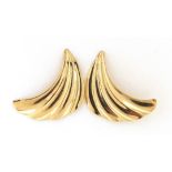Pair of 9ct gold fan design earrings, 1.5cm high, 0.7g