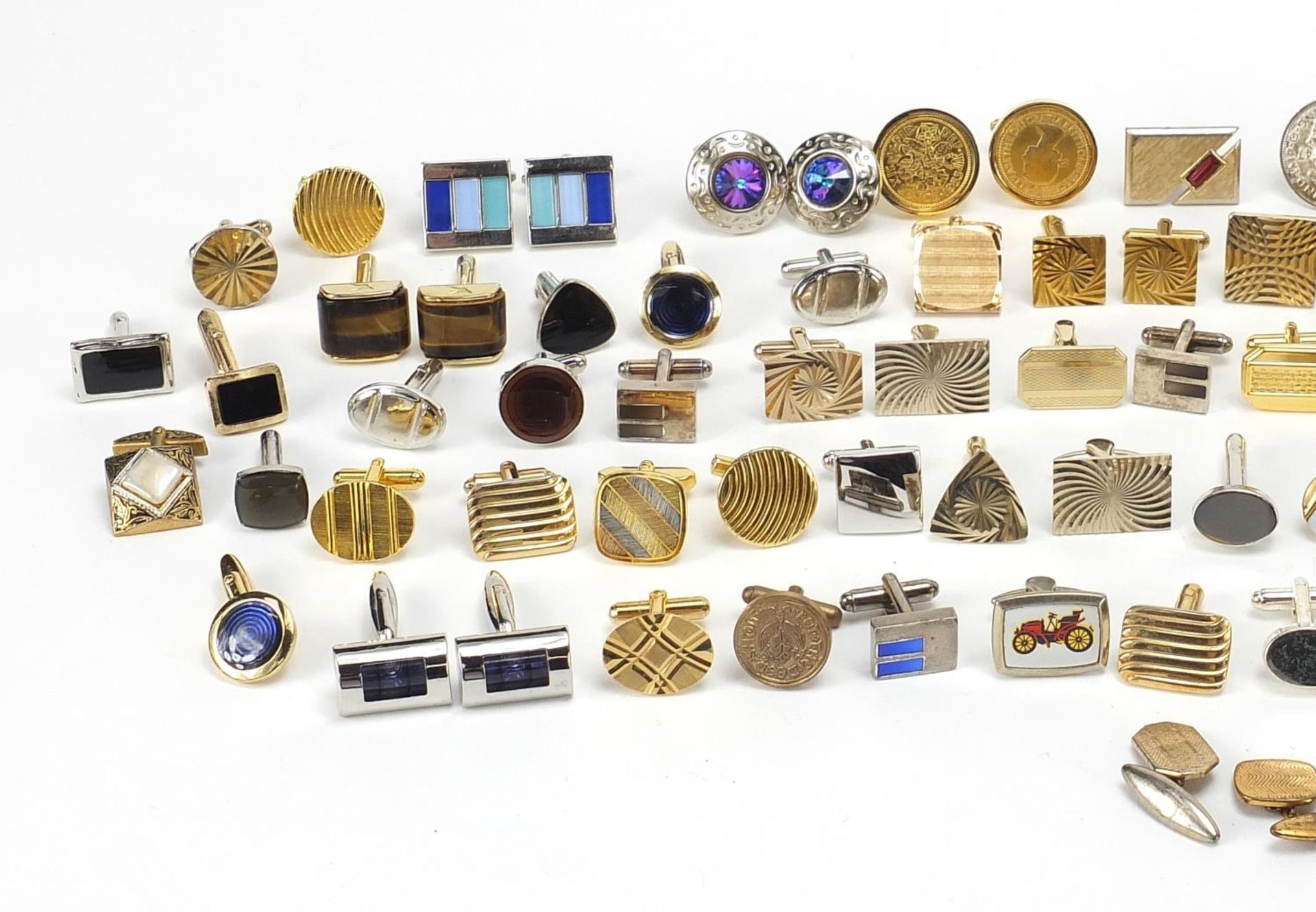 Large collection of cufflinks, including some enamel - Image 2 of 4