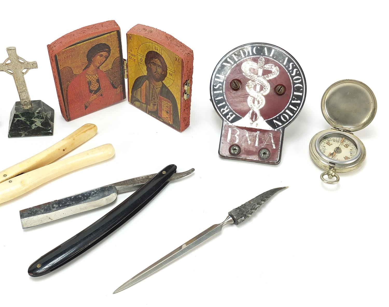 Sundry items to include cut throat razor, measuring tape, opera glasses and glove stretchers - Image 3 of 4