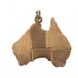 9ct gold Australia charm, 2cm wide, 1.3g