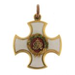 Unmarked gold and enamel coronation crest pendant, 2cm high, 4.6g