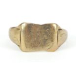 9ct gold signet ring, size T, 2.5g