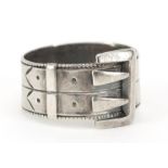 Silver buckle ring, Chester 1957, size N, 3.0g