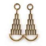 Pair of 9ct gold gate link drop earrings, 3cm high, 1.6g