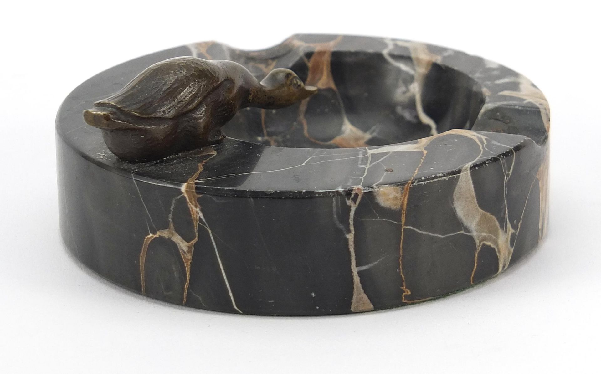 Art Deco marble dish mounted with a bronze duck 10cm in diameter - Image 3 of 4