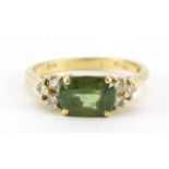 18ct gold peridot and diamond ring, size K, 3.2g