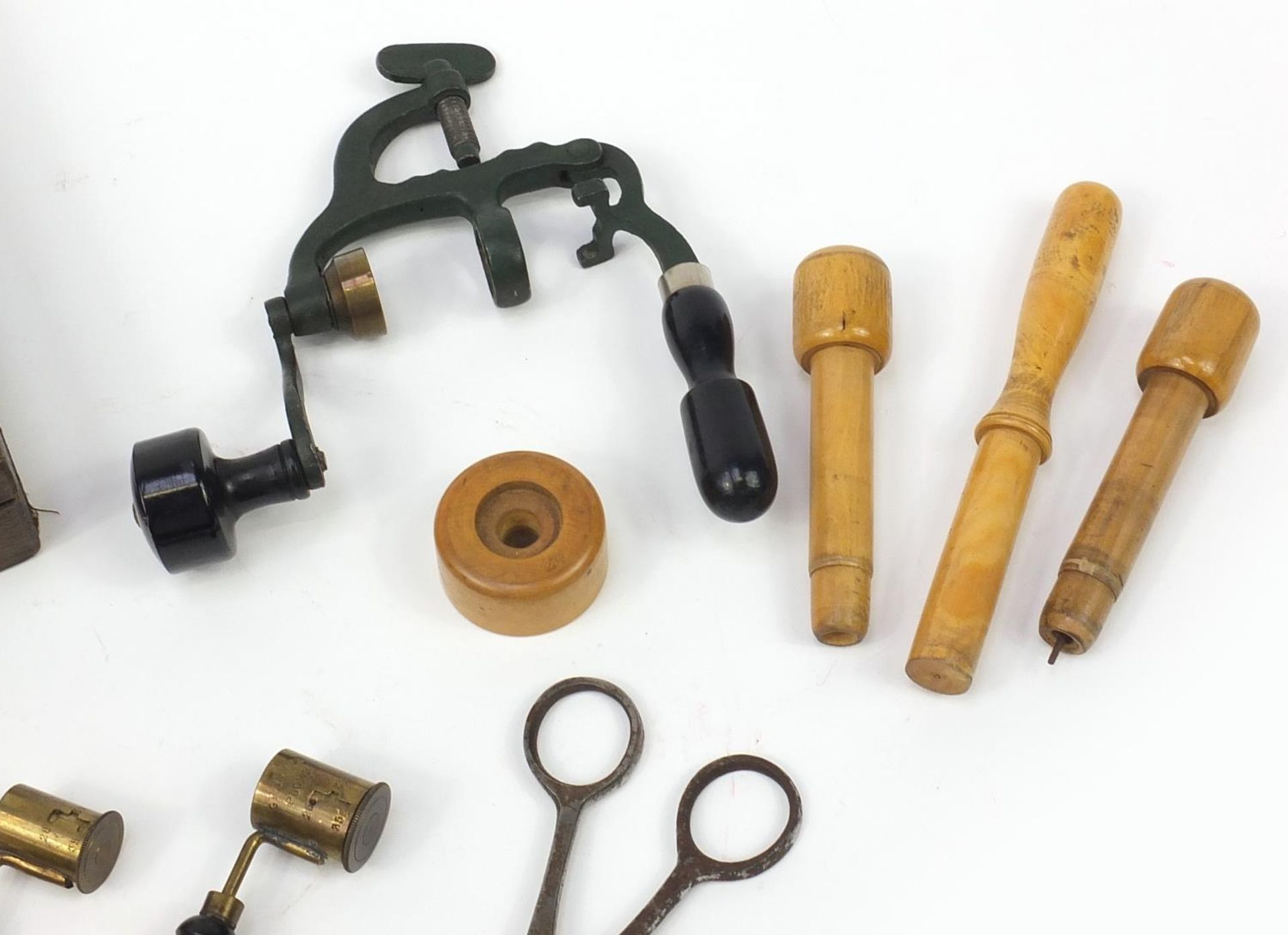 Antique gun ammunition making equipment including a cartridge maker, clamps and scissors housed in a - Image 2 of 5
