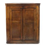 Large antique oak corner cupboard, 122cm H x 104cm W x 64cm D