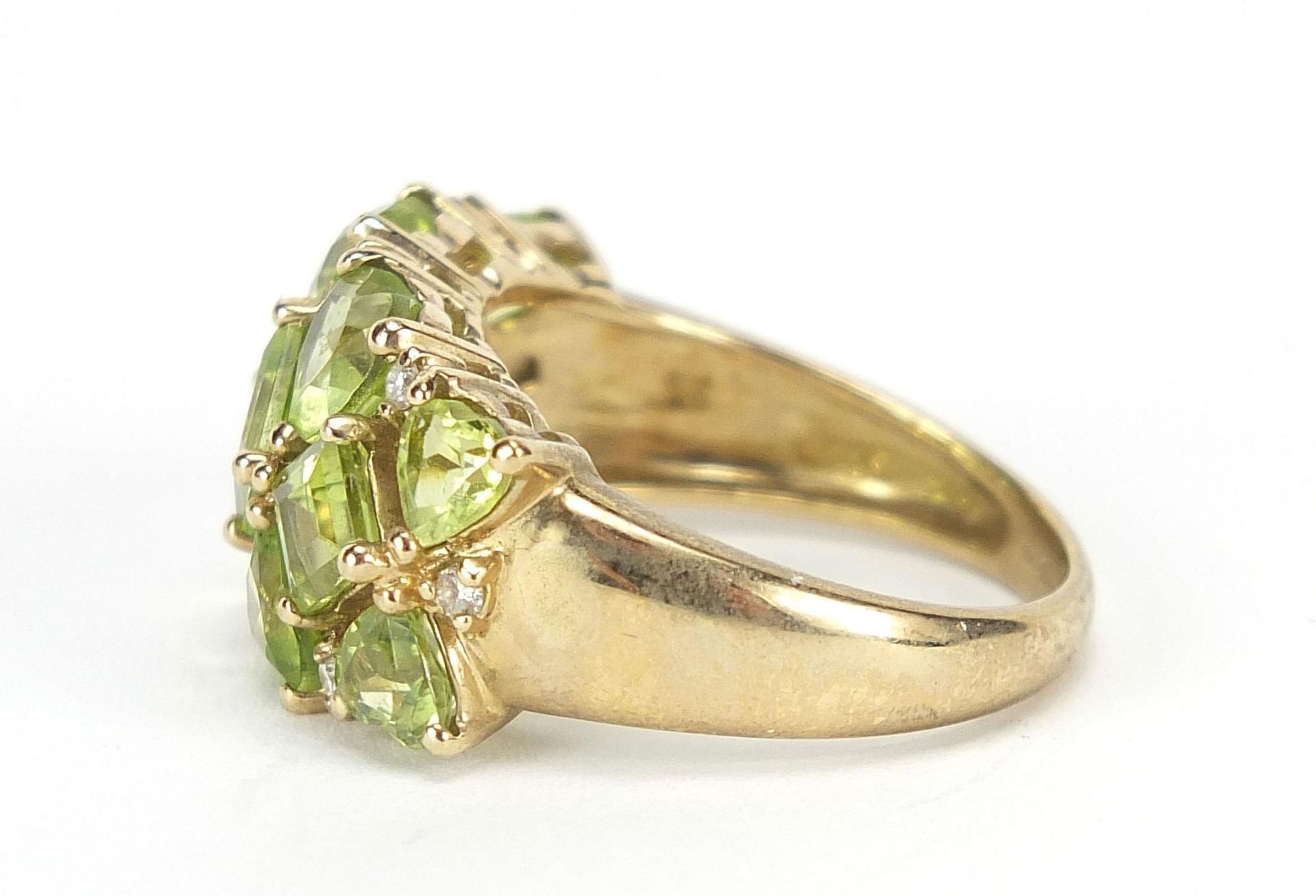 9ct gold peridot and diamond cluster ring, size N, 4.5g - Image 2 of 5