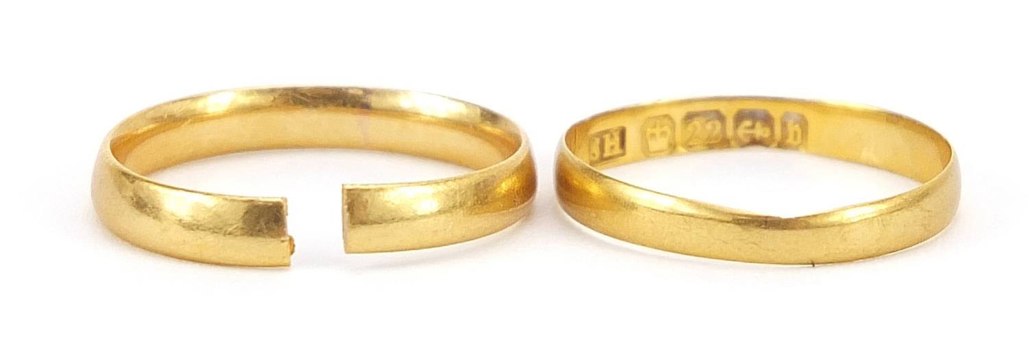 Two 22ct gold wedding bands, one broken, the other size K, total 3.2g - Image 3 of 6
