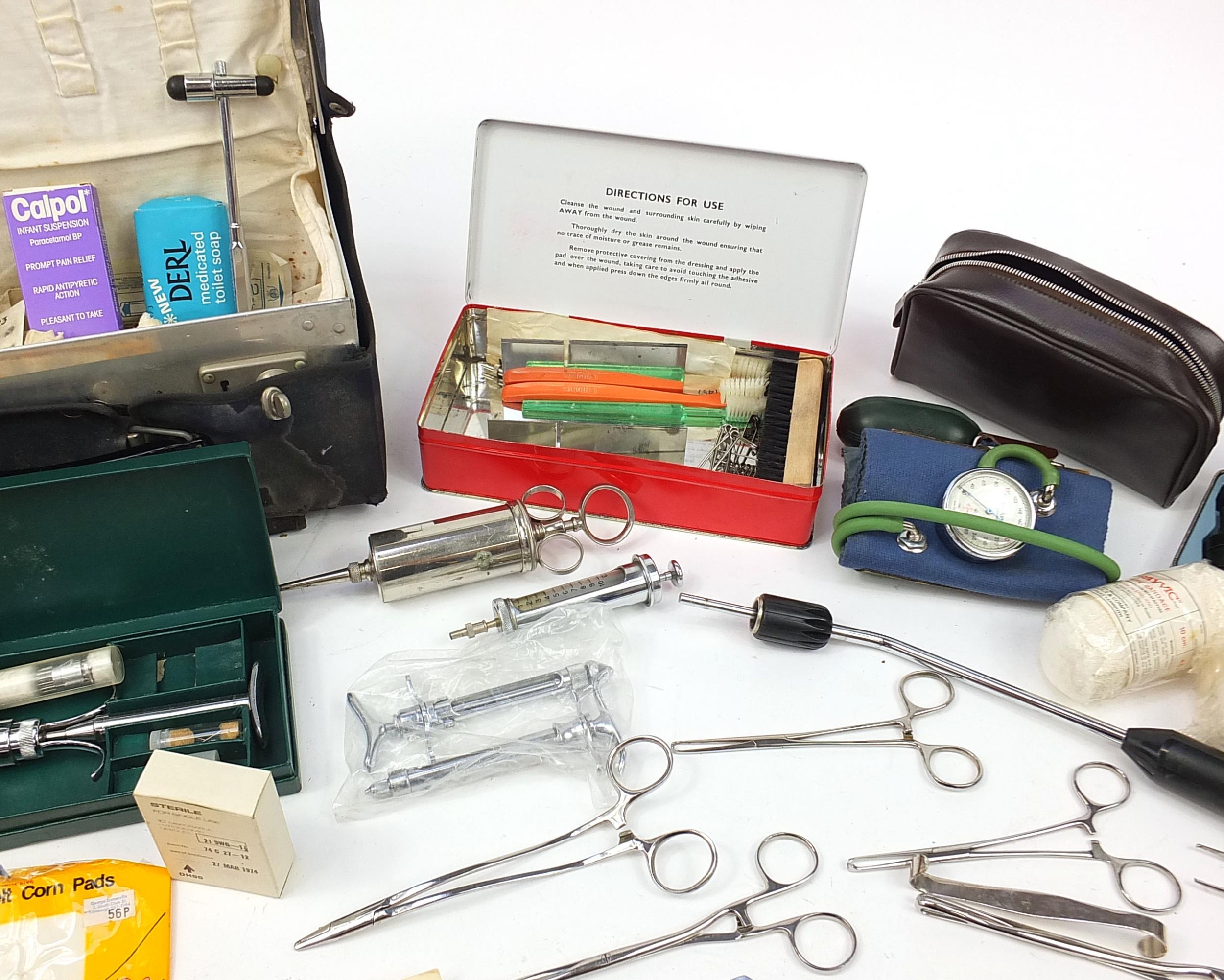 Collection of vintage and later medical instruments and equipment including syringes, knives and - Image 7 of 8