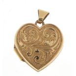 9ct gold love heart locket with engraved decoration, 2.5cm high, 2.0g