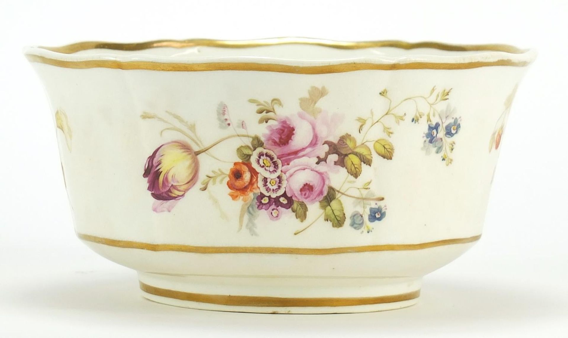 Swansea style bowl hand painted in the style of Sir Leslie Joseph and William Pollard, 18cm in