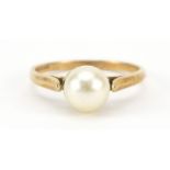 9ct gold pearl ring, size N, 2.1g