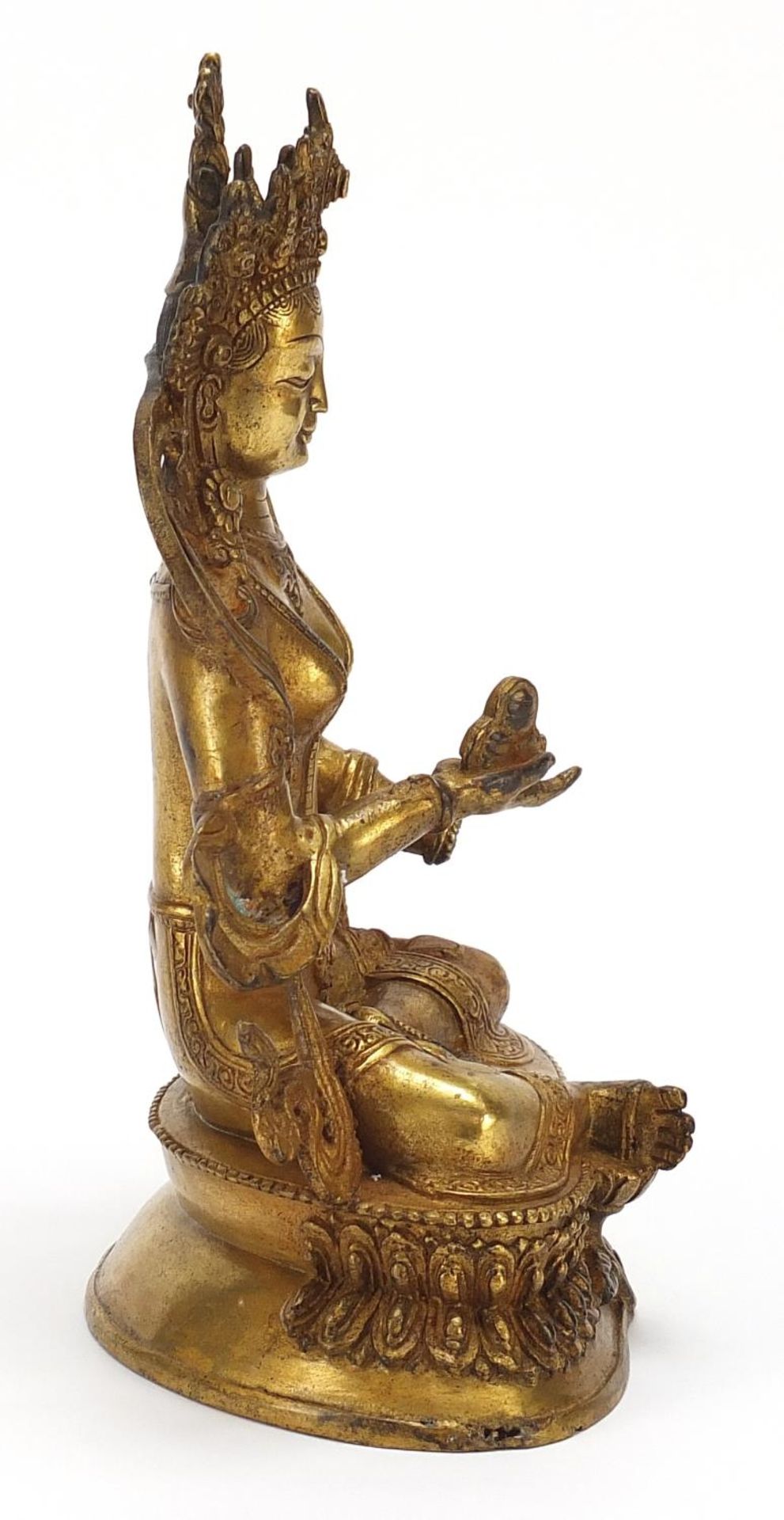 Chino Tibetan gilt bronze figure of buddha, 22cm high - Bild 5 aus 8