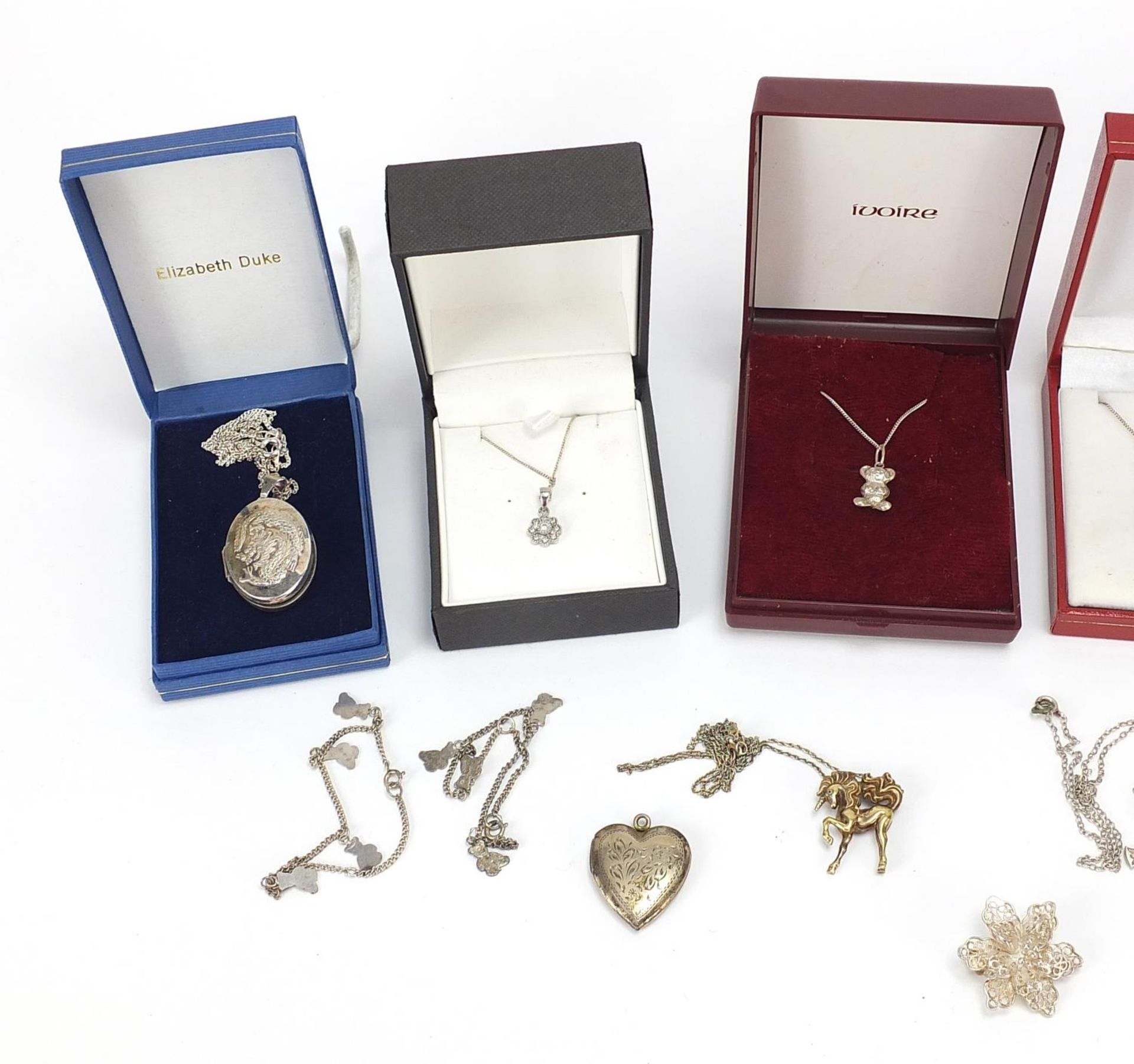 Silver jewellery comprising eleven pendants on necklaces, two pairs of earrings, two bracelets, - Image 2 of 5