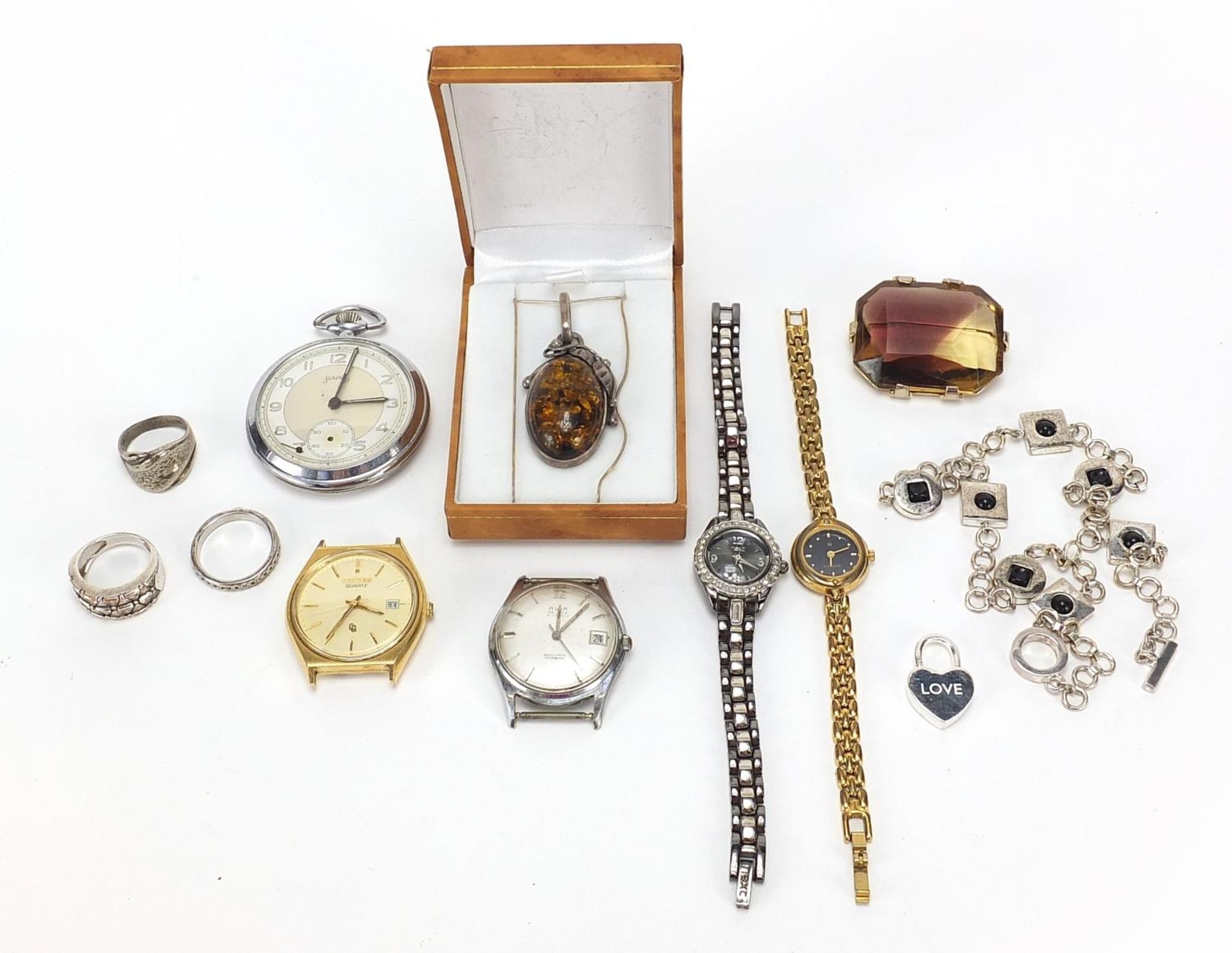 Vintage and later jewellery including silver rings, silver and amber pendant, vintage wristwatches
