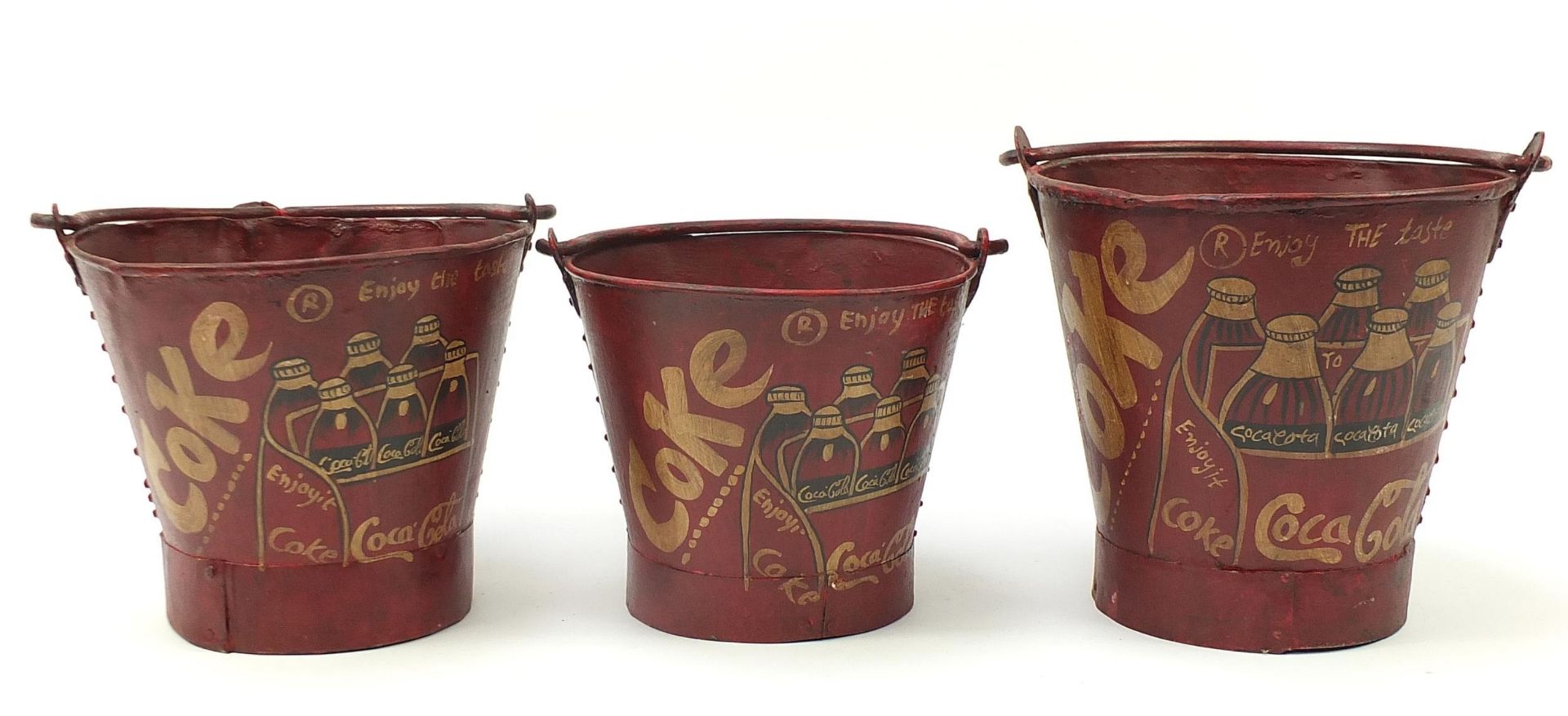 Graduated set of three Coca Cola design painted metal buckets with swing handles, the largest 30cm - Image 3 of 4