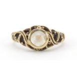 9ct gold cabochon moonstone ring with pierced setting, size J, 2.8g