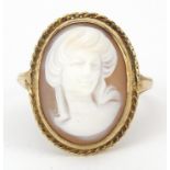 9ct gold cameo maiden head ring, size P, 3.9g