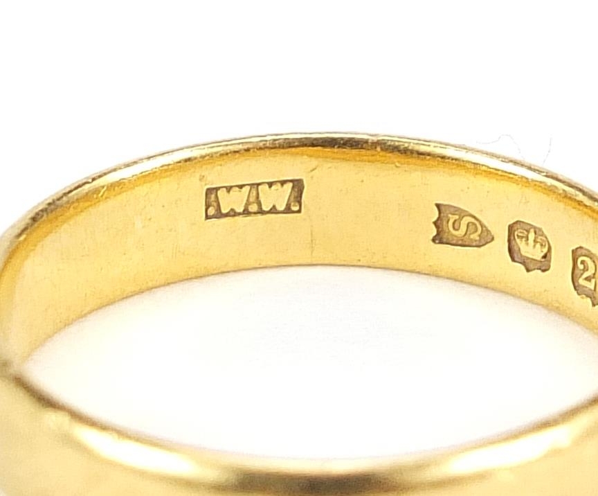 Victorian 22ct gold wedding band, London 1893, size N, 4.3g - this lot is sold without buyer's - Image 5 of 6