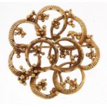 9ct gold brooch, 3.5cm in diameter, 7.0g - this lot is sold without buyer's premium