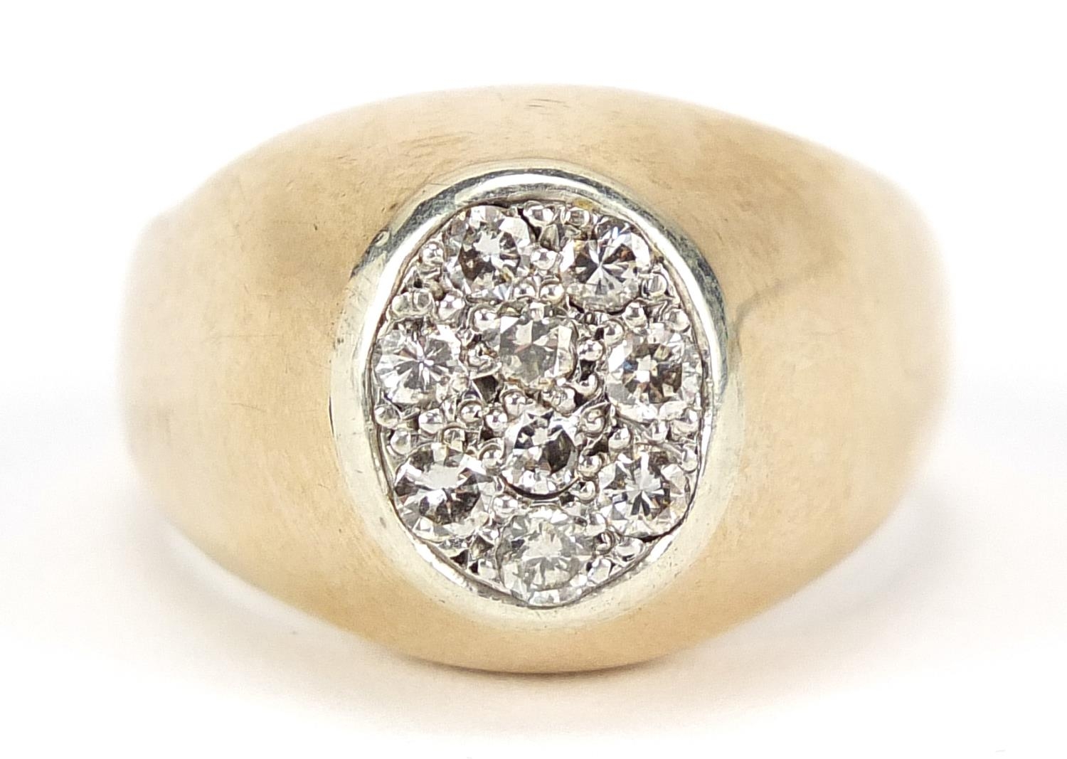 Heavy 18ct gold diamond cluster ring, the diamonds each approximately 2mm in diameter, size U/V,