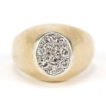 Heavy 18ct gold diamond cluster ring, the diamonds each approximately 2mm in diameter, size U/V,