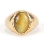 14ct gold cabochon tiger's eye ring, size S, 8.0g - this lot is sold without buyer's premium
