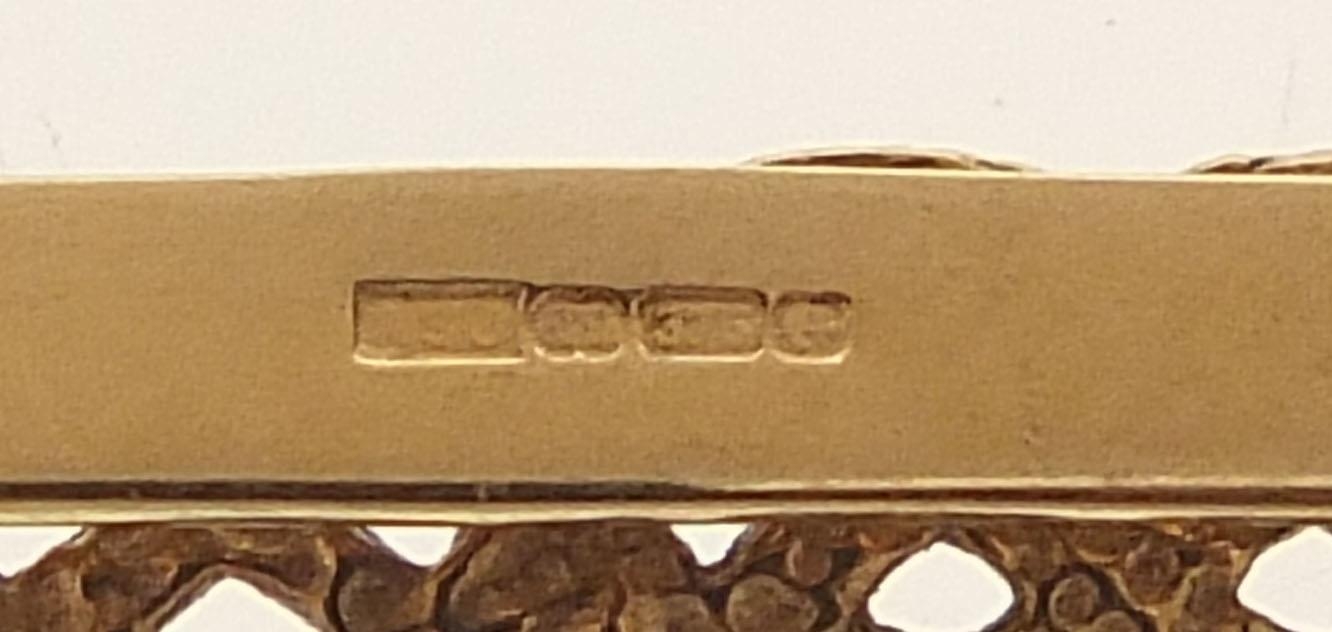 9ct gold Celtic design tie clip, 5cm in length, 3.0g - this lot is sold without buyer's premium - Image 3 of 3