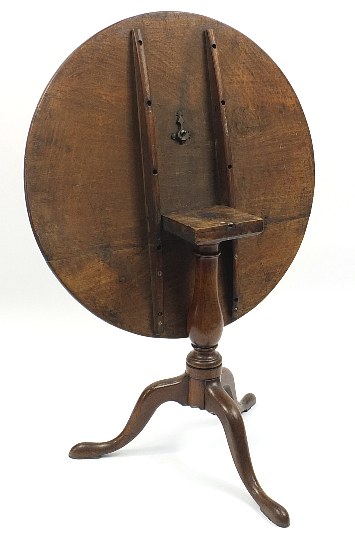 Antique mahogany tilt top table with tripod base, 71cm high x 85cm in diameter - Image 4 of 4