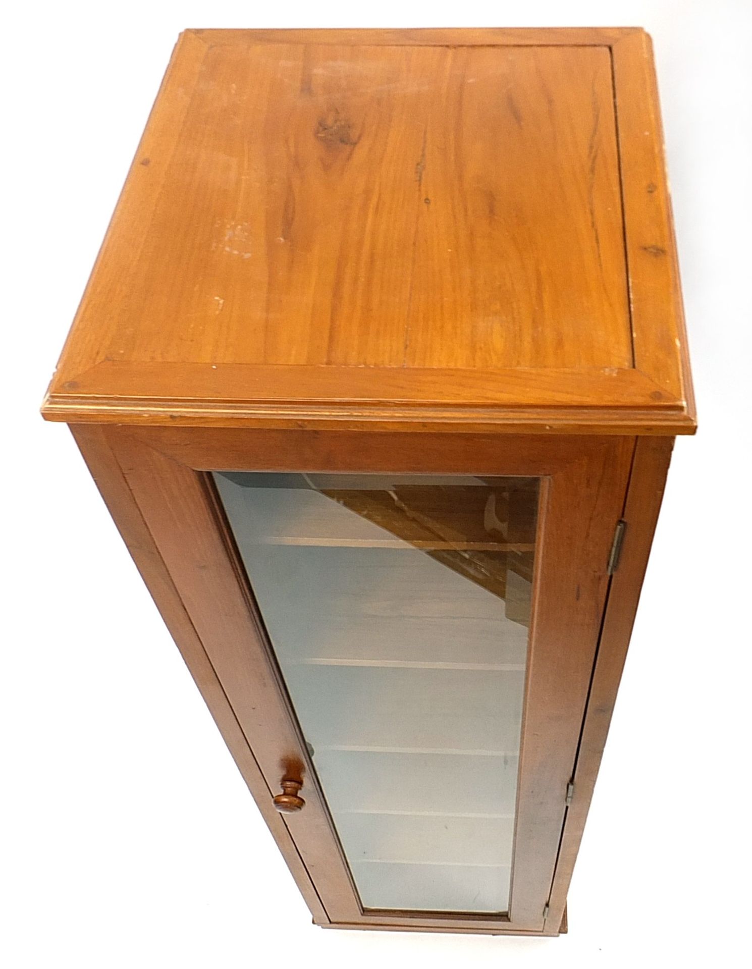 Stained wood revolving bookcase with two bevelled glass doors, 139cm H x 40.5cm W x 42.5cm D - Image 3 of 3