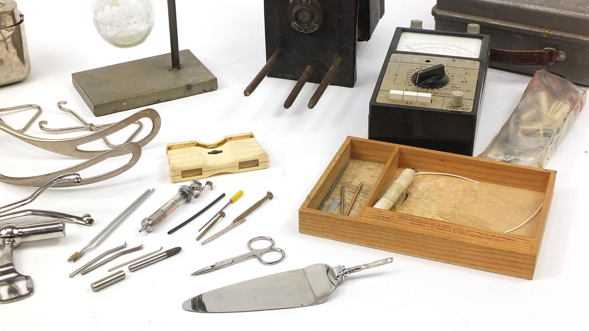 Sundry items including Kodak plate camera and vintage G F Thackray medical instruments - Image 3 of 4