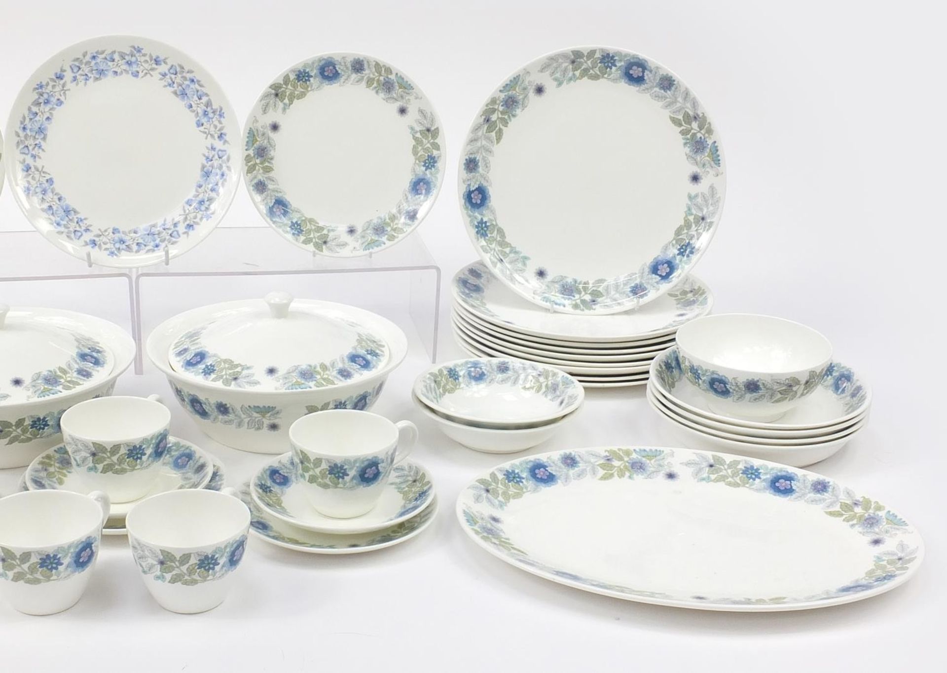 Wedgwood Clementine and Petra dinnerware including lidded tureen, plates and cups, the largest - Image 3 of 4