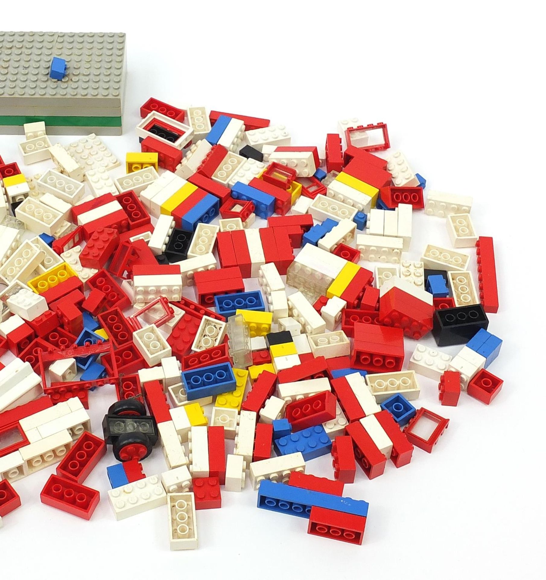 Selection of vintage Lego building blocks, approximately 1.2kg - Bild 3 aus 3