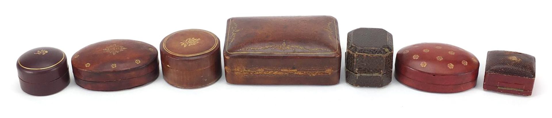 Jewellery boxes including ring boxes and Italian tooled leather, the largest 10cm wide - Image 4 of 5